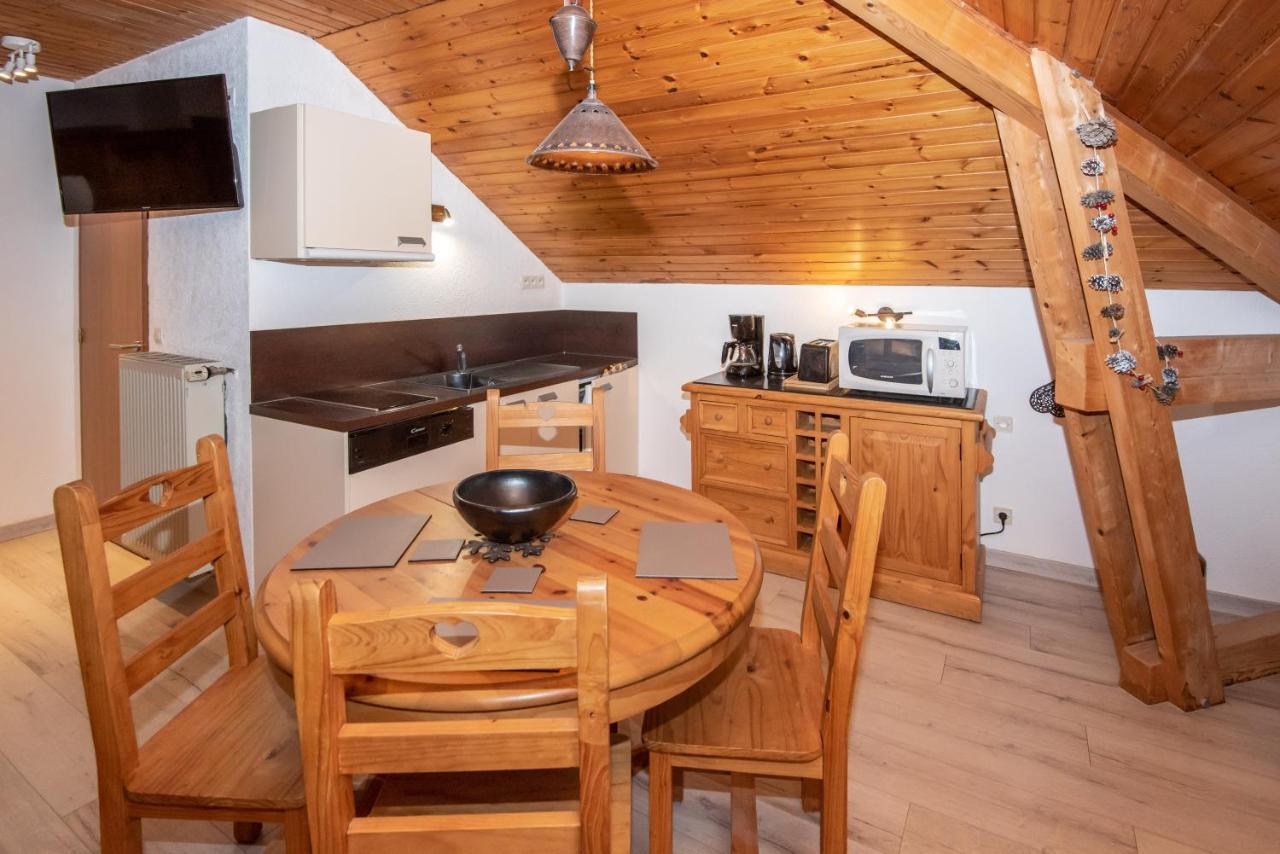 سانت بونيت ين شامبسور "La Combe Fleurie" Appartements & Chambres المظهر الخارجي الصورة