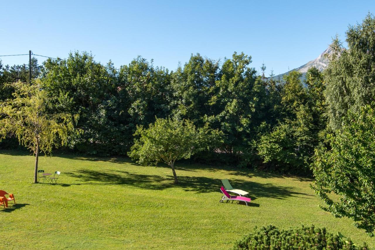 سانت بونيت ين شامبسور "La Combe Fleurie" Appartements & Chambres المظهر الخارجي الصورة